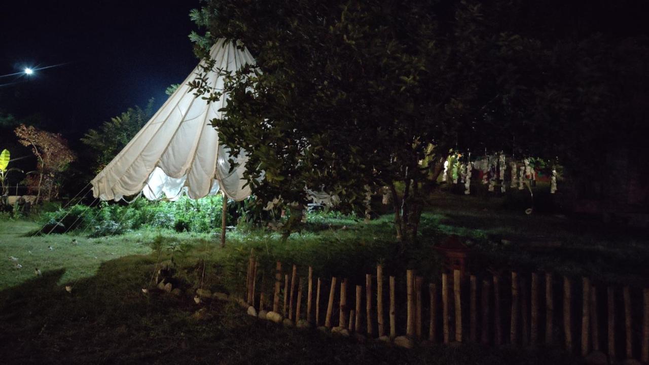 Hobo Huts By The Riverside Panuānaula Zewnętrze zdjęcie