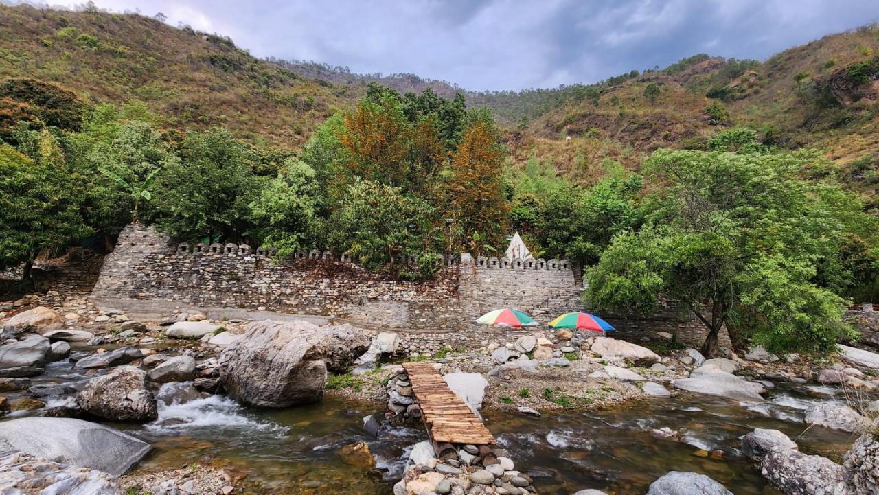 Hobo Huts By The Riverside Panuānaula Zewnętrze zdjęcie